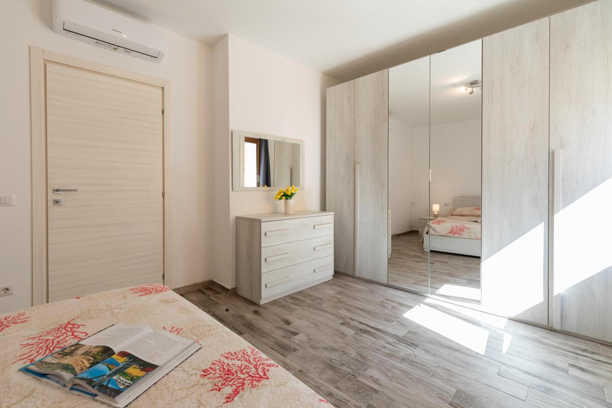 Zaira Home Free Wi-Fi 5 Minuti Dal Lago Liscia Sant'Antonio di Gallura Extérieur photo